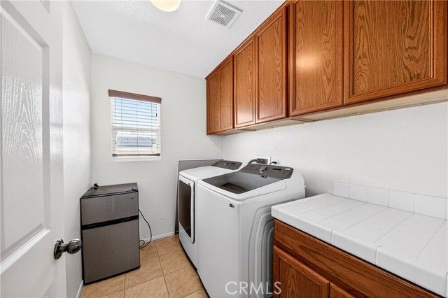 12448 Los Pinos, Victorville, CA 92392