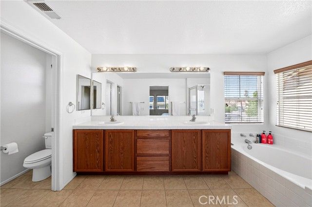 12448 Los Pinos, Victorville, CA 92392