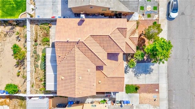 12448 Los Pinos, Victorville, CA 92392