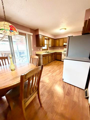 1570 Bowers Street, Waterloo, IA 50707