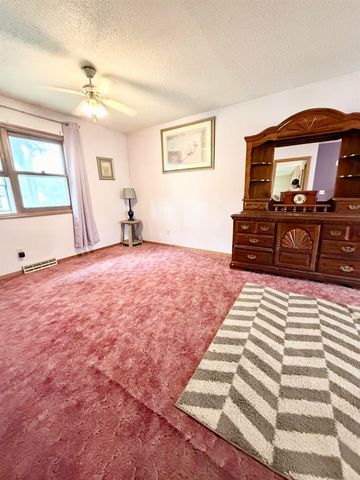 1570 Bowers Street, Waterloo, IA 50707
