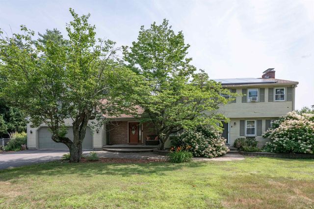 8 Sullivan Road, Hudson, NH 03051