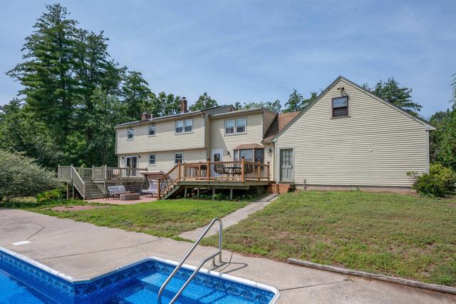 8 Sullivan Road, Hudson, NH 03051