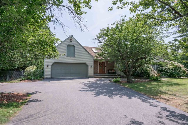 8 Sullivan Road, Hudson, NH 03051