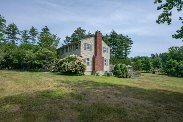 8 Sullivan Road, Hudson, NH 03051