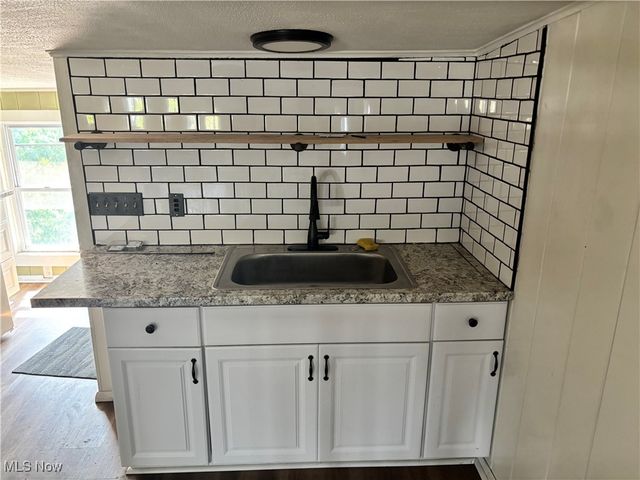 2196 Atkins Avenue 3, Lakewood, OH 44107