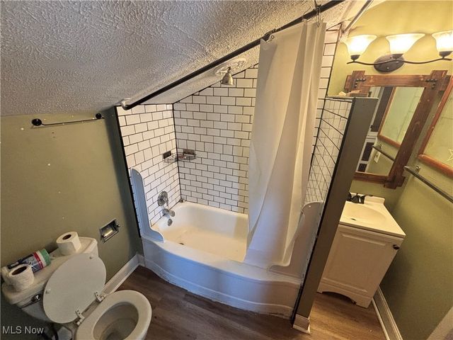 2196 Atkins Avenue 3, Lakewood, OH 44107