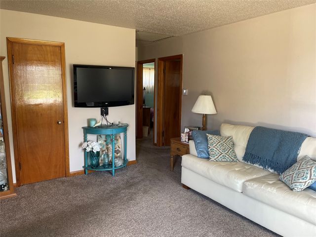 210 Birch Street, Audubon, IA 50025