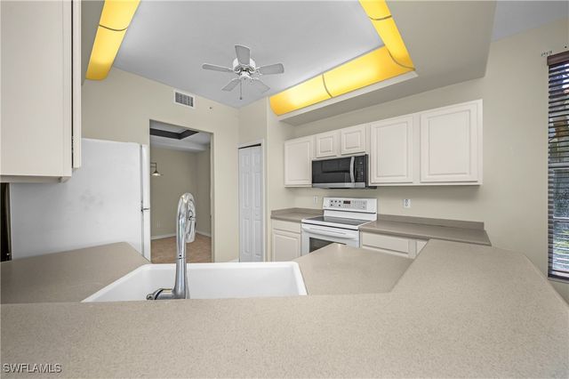 2265 Arielle DR 2307, Naples, FL 34109