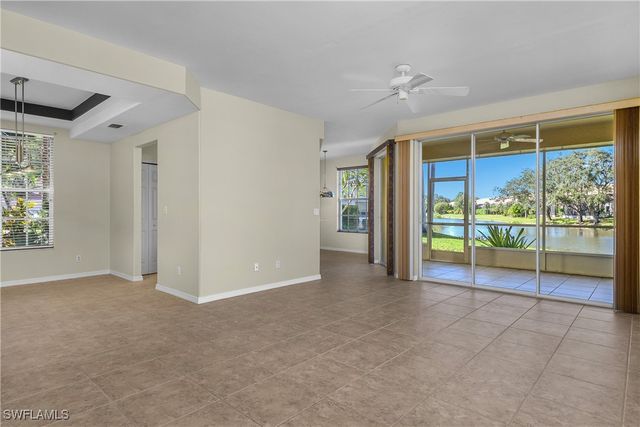 2265 Arielle DR 2307, Naples, FL 34109