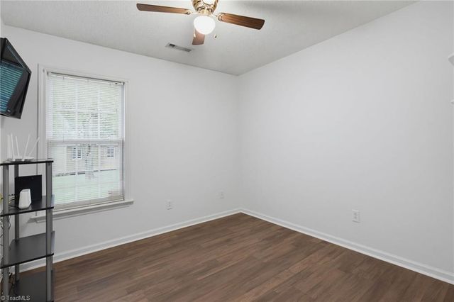 6051 Summer Trace Lane, Winston-salem, NC 27105