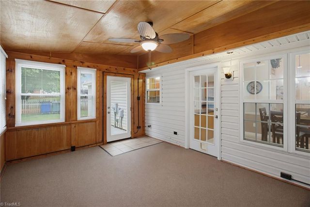 6051 Summer Trace Lane, Winston-salem, NC 27105