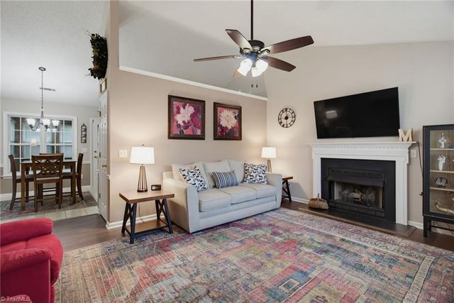 6051 Summer Trace Lane, Winston-salem, NC 27105