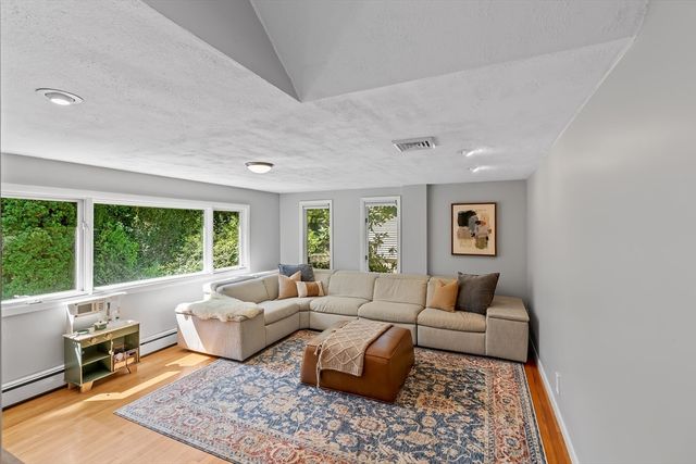 14 Sunset Drive, Northborough, MA 01532
