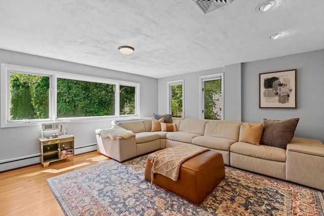 14 Sunset Drive, Northborough, MA 01532