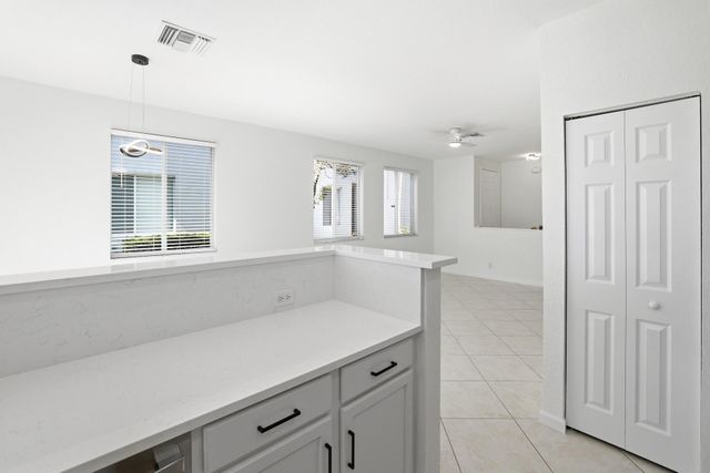 3068 Laurel Ridge Circle, Riviera Beach, FL 33404