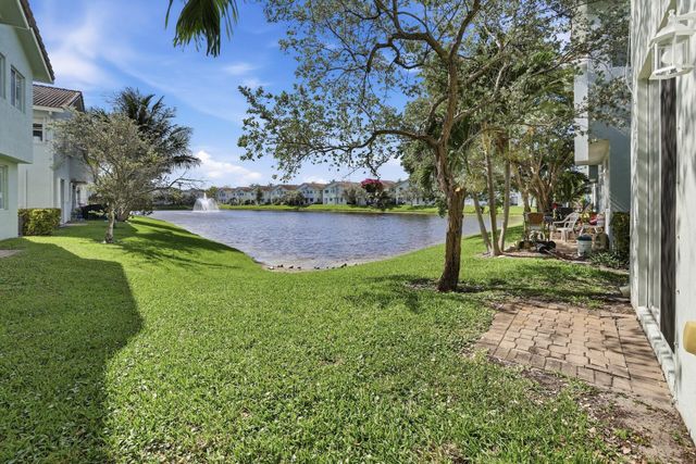 3068 Laurel Ridge Circle, Riviera Beach, FL 33404