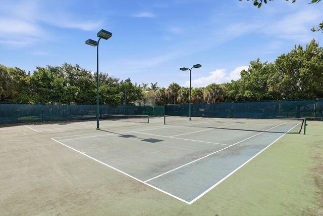 3068 Laurel Ridge Circle, Riviera Beach, FL 33404