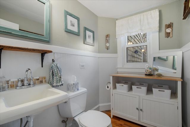 61 Old Phinneys Lane, Barnstable, MA 02630