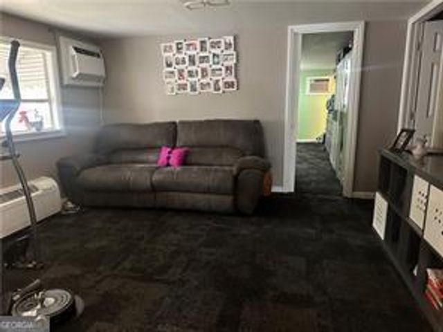 123 Spring Street, Stockbridge, GA 30281