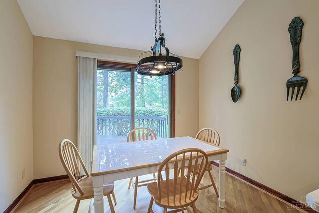 116 Bentwood Court, Blue Ash, OH 45241