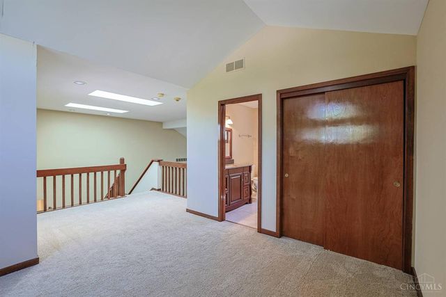 116 Bentwood Court, Blue Ash, OH 45241