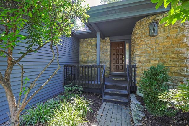 116 Bentwood Court, Blue Ash, OH 45241
