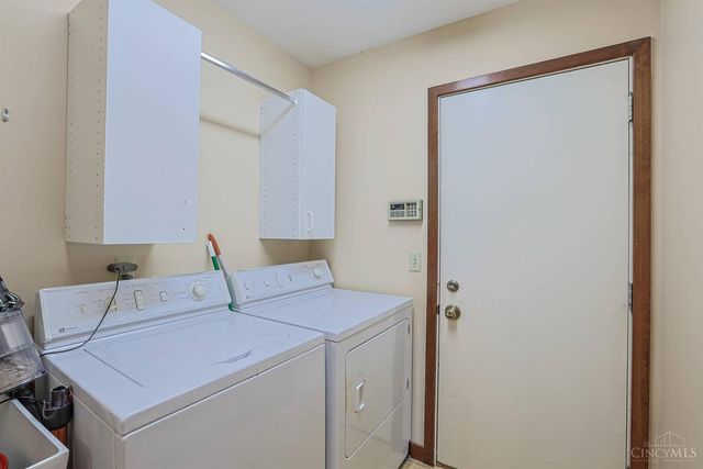 116 Bentwood Court, Blue Ash, OH 45241