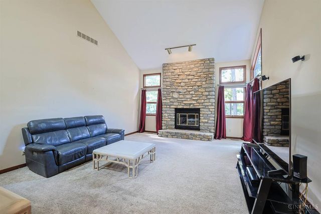 116 Bentwood Court, Blue Ash, OH 45241