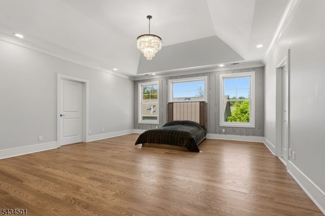 60 W Hobart Gap Rd, Livingston Twp., NJ 07039