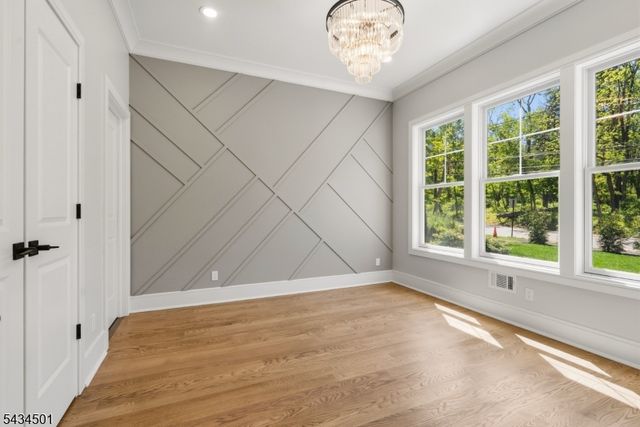 60 W Hobart Gap Rd, Livingston Twp., NJ 07039