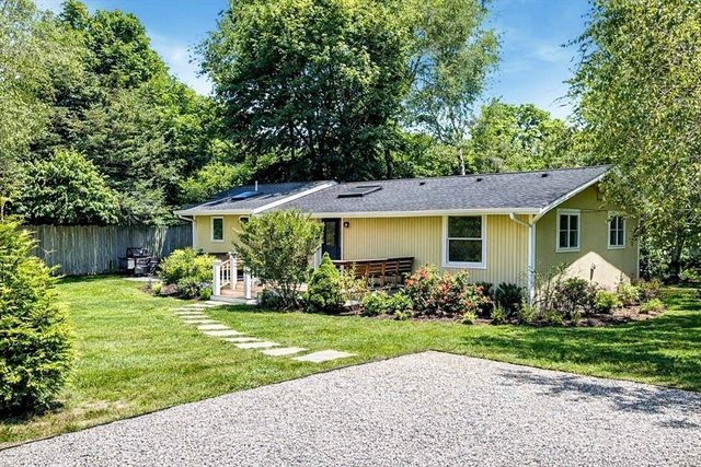 3 Kims Way, Oak Bluffs, MA 02557