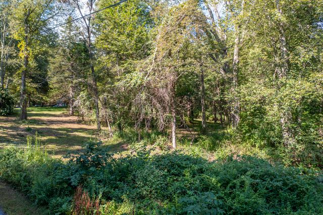 Bennett Pond Road, Canterbury, CT 06331