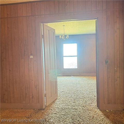220 Fayetteville Road, Van Buren, AR 72956
