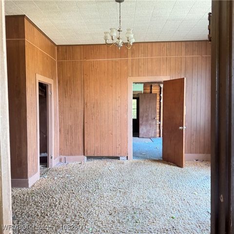 220 Fayetteville Road, Van Buren, AR 72956