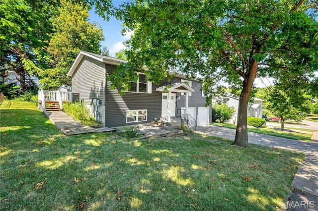 3539 Saint Martin Drive, Arnold, MO 63010