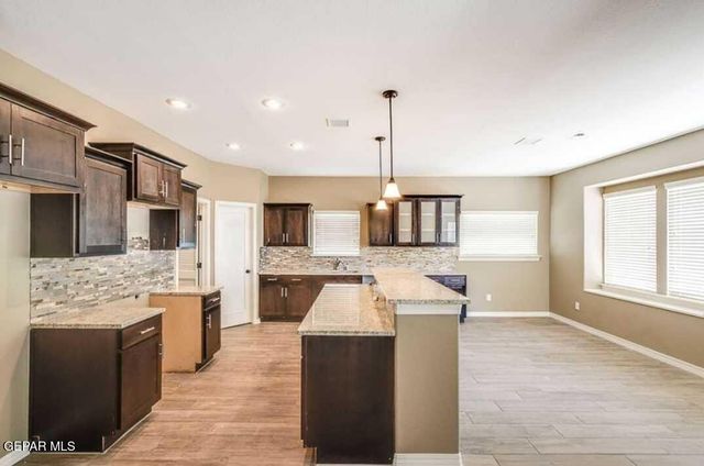 13941 SUMMER HAIL Avenue, El Paso, TX 79928