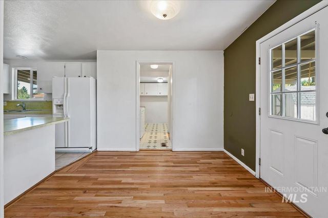 1402 S Brooklawn, Boise, ID 83709