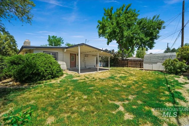 1402 S Brooklawn, Boise, ID 83709