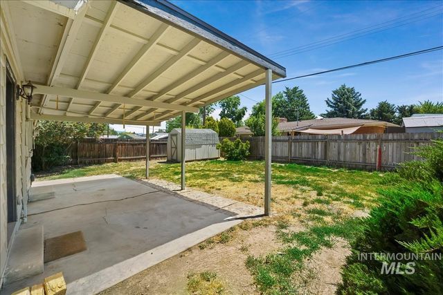 1402 S Brooklawn, Boise, ID 83709