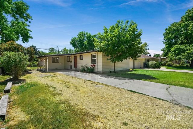 1402 S Brooklawn, Boise, ID 83709