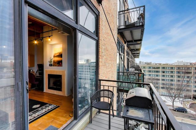 1250 W Van Buren Street 607, Chicago, IL 60607