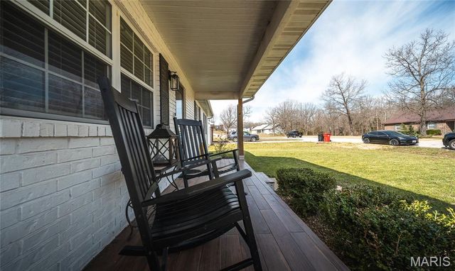 19590 Lilly Lane, Waynesville, MO 65583