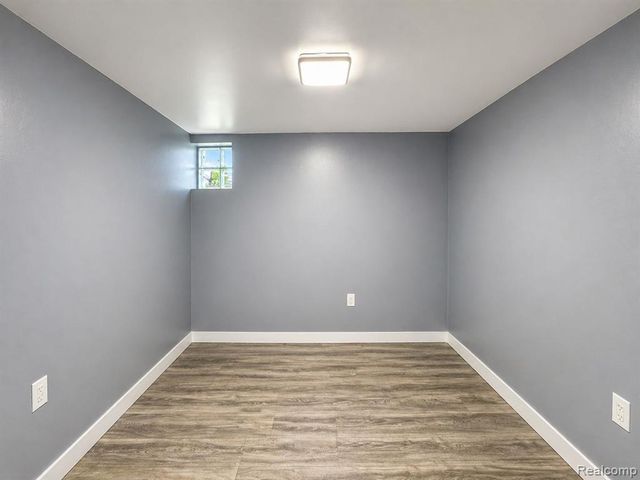 2415 Mclean Street, Hamtramck, MI 48212