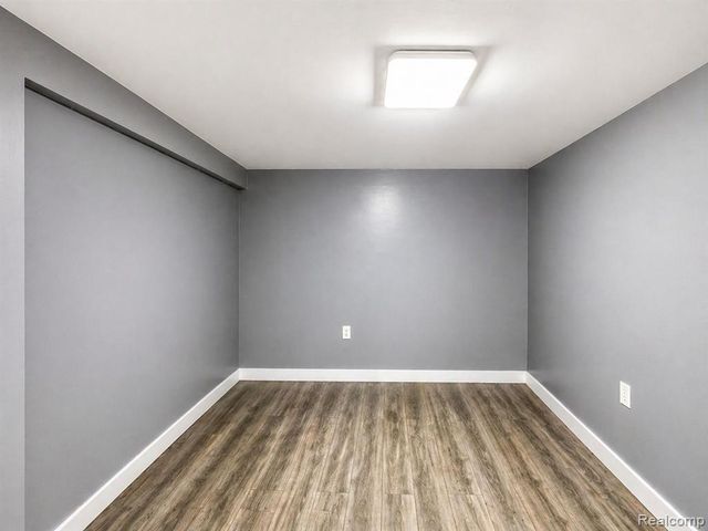 2415 Mclean Street, Hamtramck, MI 48212