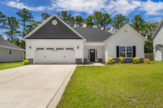 212 Lookout Lane, Sneads Ferry, NC 28460