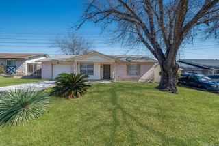 8422 Glen Mont, San Antonio, TX 78239
