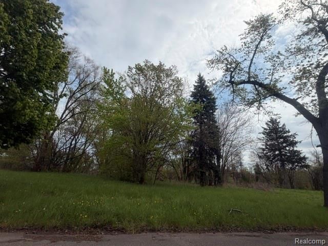 6002 Malcolm Street, Detroit, MI 48213