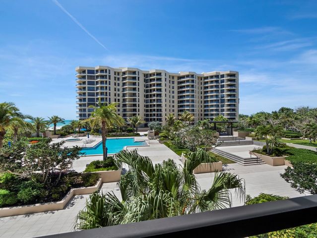 1211 GULF OF MEXICO DRIVE 109, Longboat Key, FL 34228