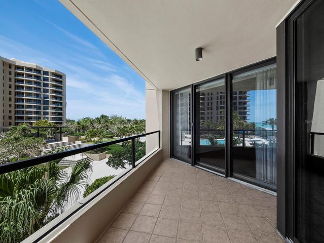 1211 GULF OF MEXICO DRIVE 109, Longboat Key, FL 34228